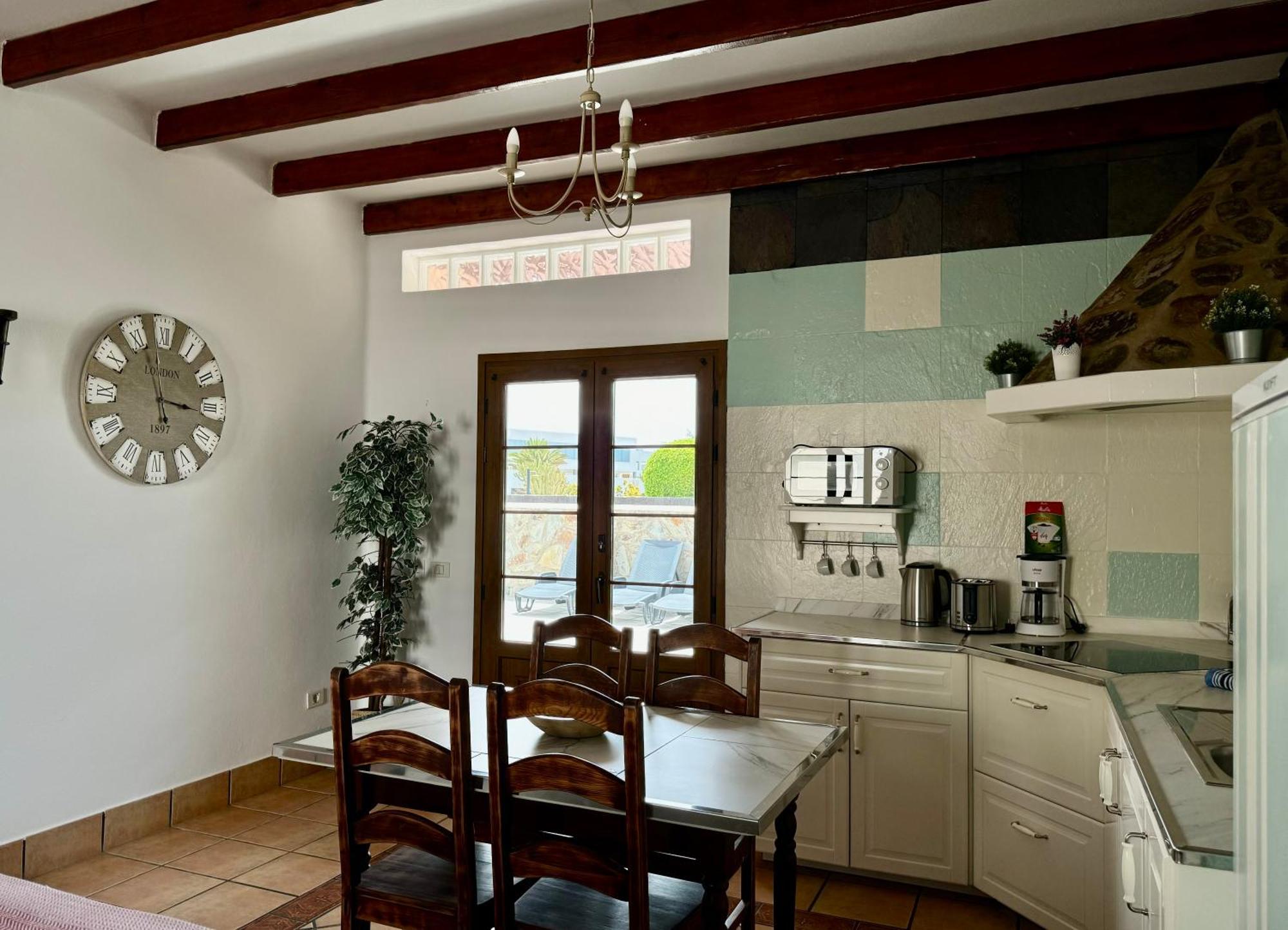Villa Tenike Плая Бланка Екстериор снимка